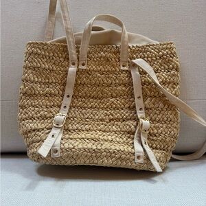 L*Space Chic Straw Tote Bag in Natural Tan